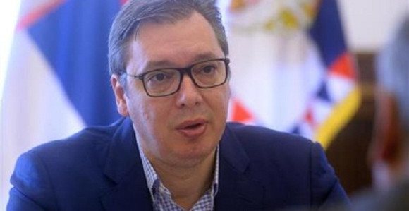 Vučić poručio: Slušaćemo naše ljekare!