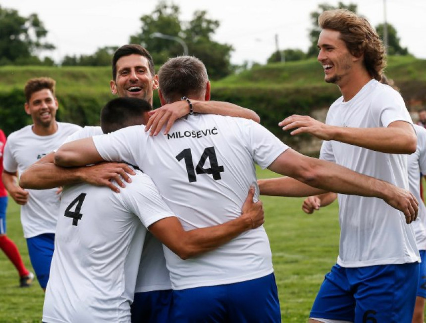 Nijemac kritikovao Novaka na Tviteru zbog fudbala