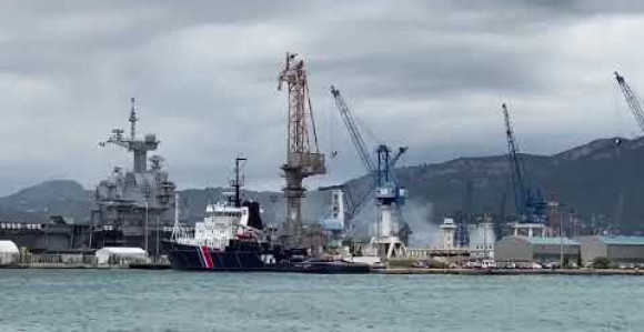 Vatrogasci 14 sati gasili požar na podmornici