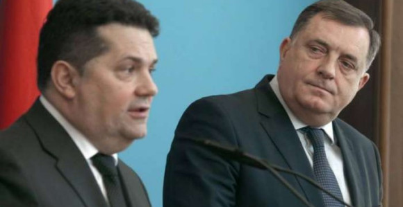 Stevandić se ograđuje od političkih drugova?!