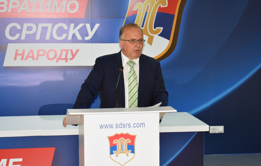 Stanić: Nabavke su po mjeri premijera Viškovića
