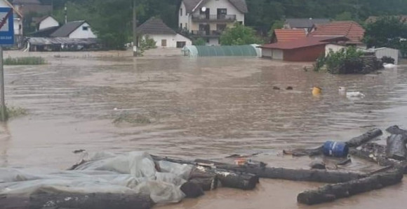 Srbija: Poplavjene kuće u Dragačevu