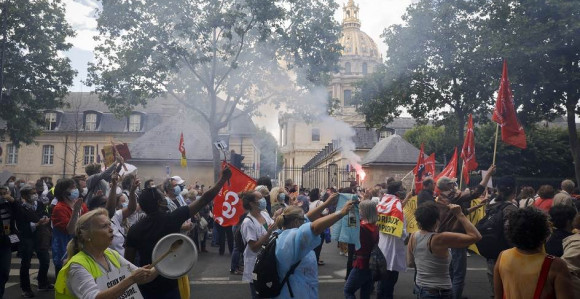 Francuska: Neredi tokom protesta zdravstvenih radnika
