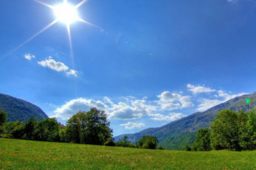 Pretežno sunčano, popodne nestabilno, temperatura do 27