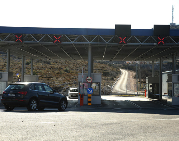 Crna Gora ostavila otvorena samo dva prelaza sa BiH