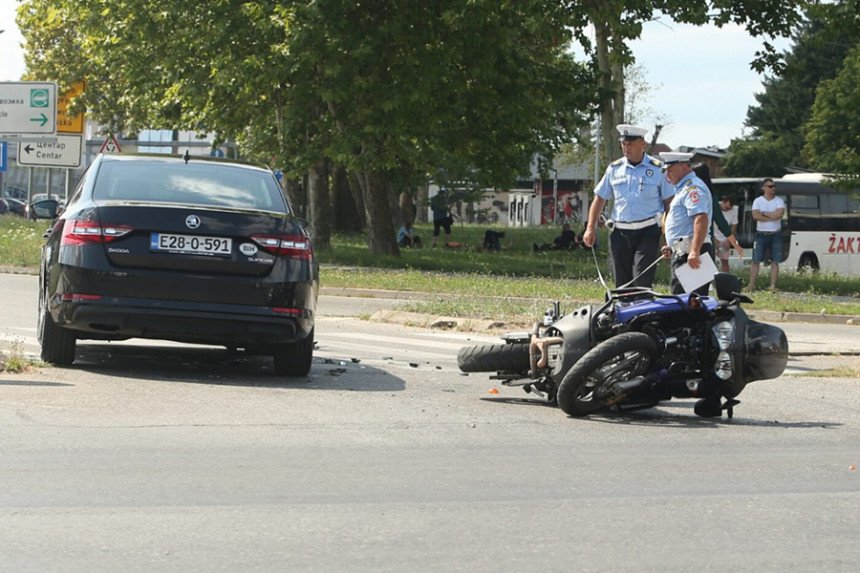 Nesreća: Poginuo motorista iz Bijeljine