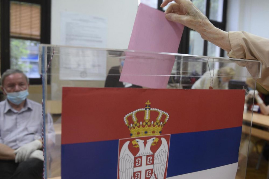 Очекивања: Ко ће до побједе на изборима у Србији?