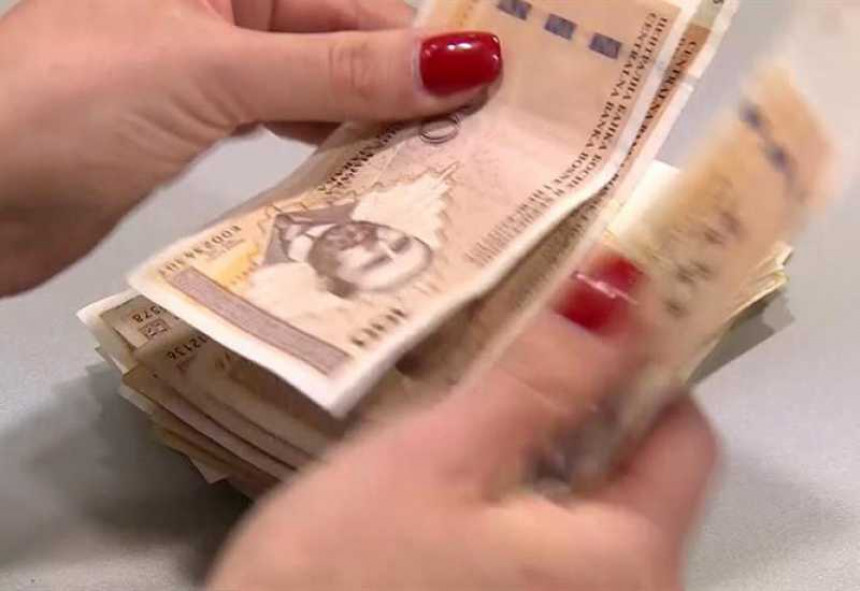 Просјечна плата у Српској већа него у ФБиХ