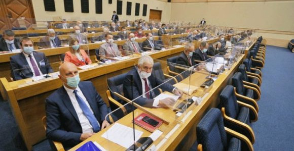 NSRS bavi se Crnom Gorom, na redu deklaracija vlasti