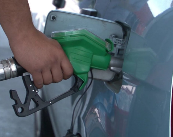 Gorivo na pumpama u BiH skuplje i do deset feninga
