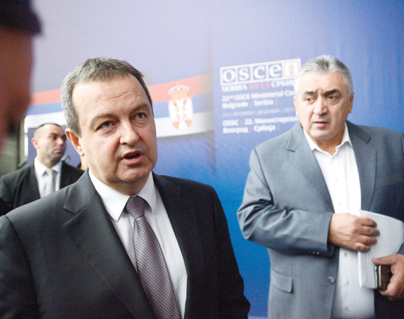 Dačićev saradnik pozitivan na virus korona