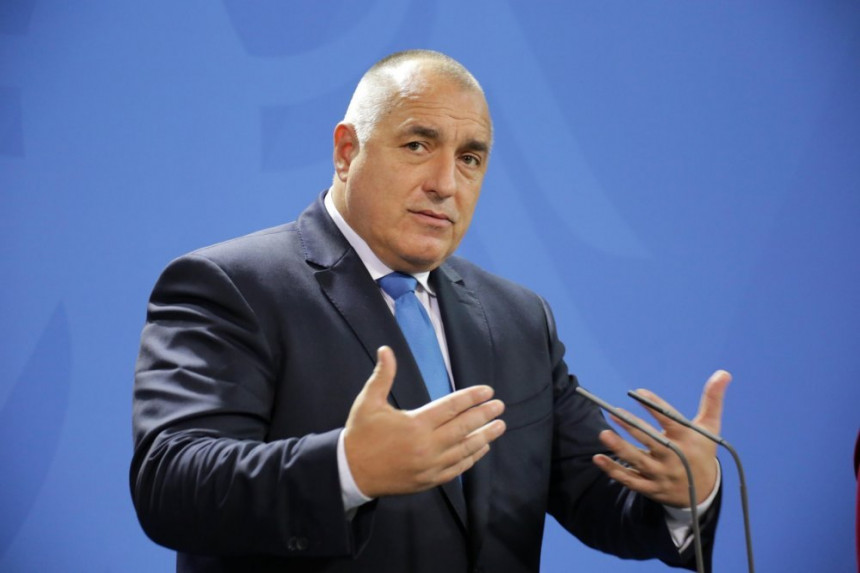 Bugarski premijer kažnjen jer nije nosio masku u crkvi