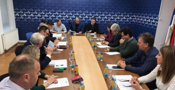 PDP: SNSD teži kriminalu, pljački i bahatosti