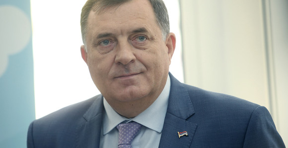 Додик тврди да је вирус корона ослабио?!