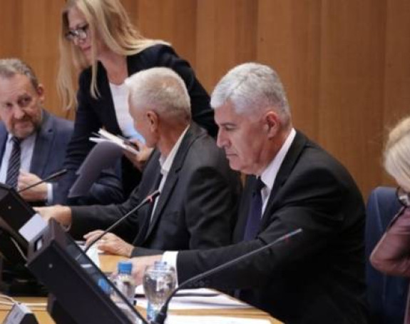 Dom naroda BiH odbio zakon o prestanku mandata VSTS-a
