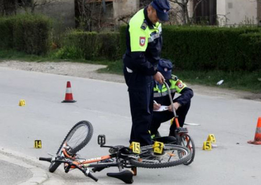 Teško povrijeđen biciklista u Trebinju