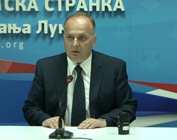 Станић упозорава: Годину дана не раде "гама станице"