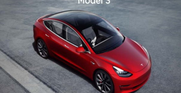 Umesto jednog greškom naručili 27 automobila Tesla!