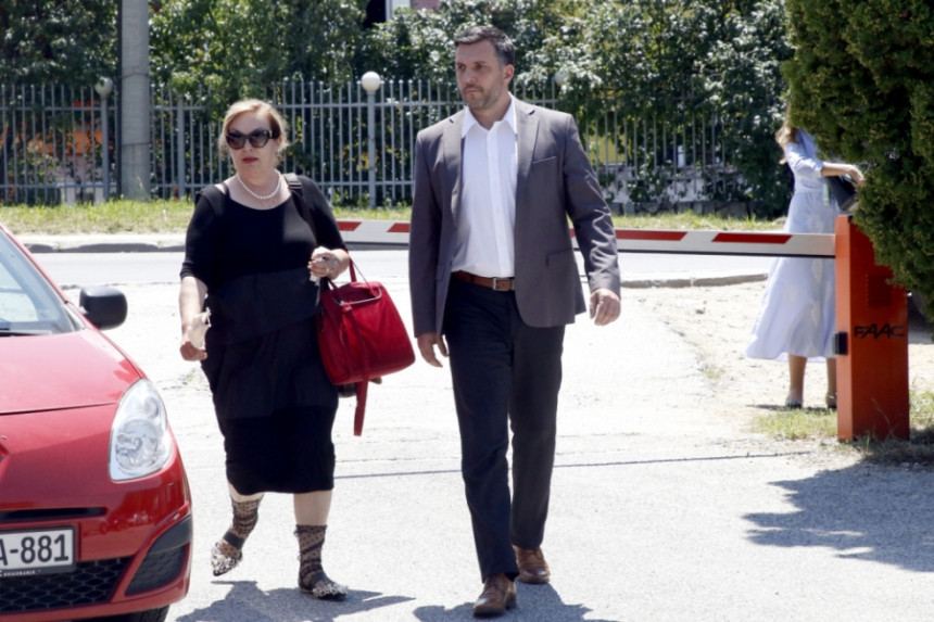 Zolaku se stavlja na teret zloupotreba ovlaštenja