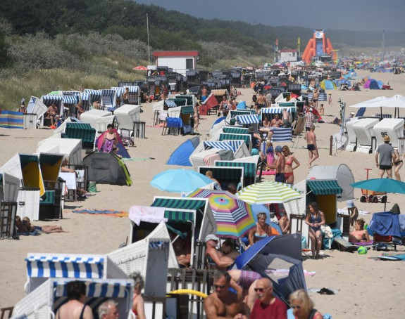 Uprkos upozorenju plaže u Njemačkoj krcate turistima