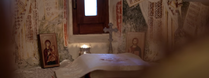 Амерички глумац снимио спот о косовским манастирима