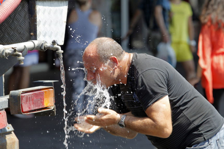 Sunčano i veoma toplo, temperatura do 33 stepena