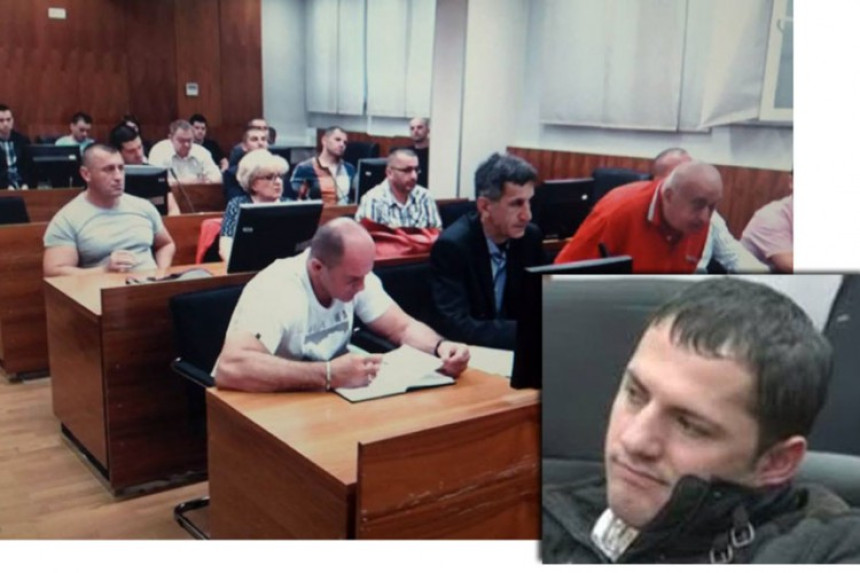 Odgođeno suđenje za pljačke, Ćulum najavio predaju