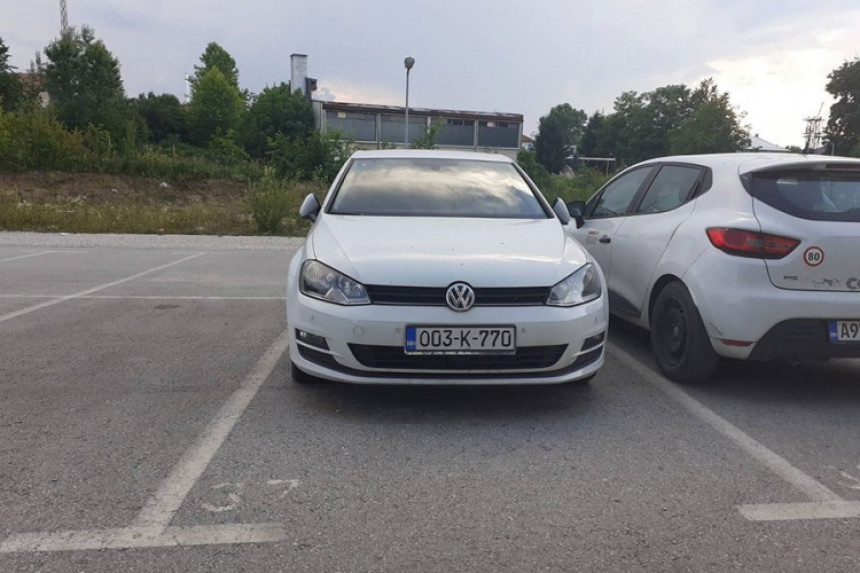 Pronađeno vozilo Benedija Đukanovića u Tešnju