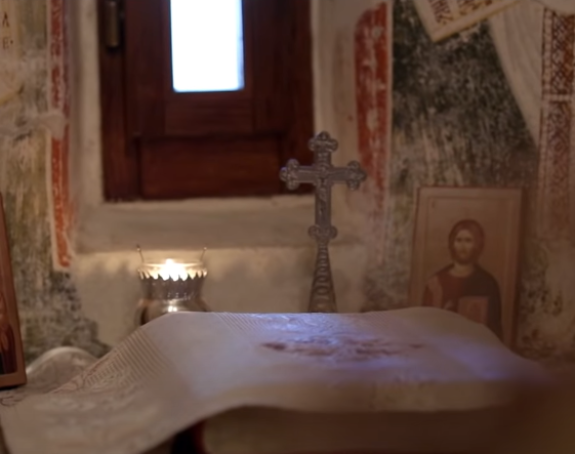 Američki glumac snimio spot o kosovskim manastirima