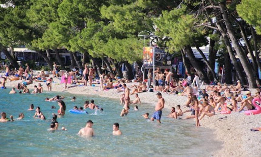 Nekoliko turista zaraženo u Puli i Zadru