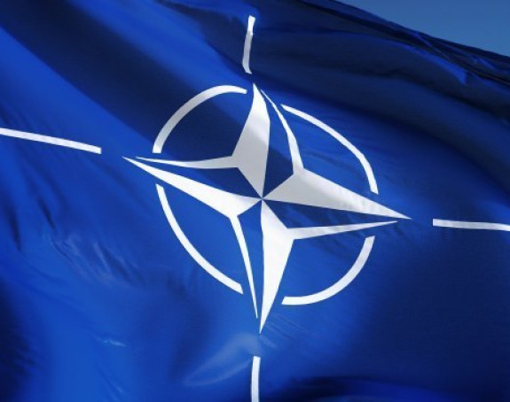 Stoltenberg i Vučić se konsultuju i dobro slažu
