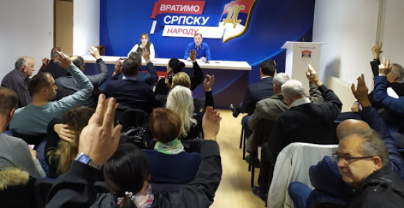 Radojičić tvrdi da je bezgrešan, grad ostao bez zemljišta!