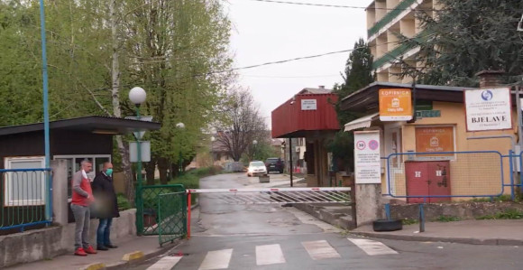 Studenti u izolaciji zbog zaražene koleginice