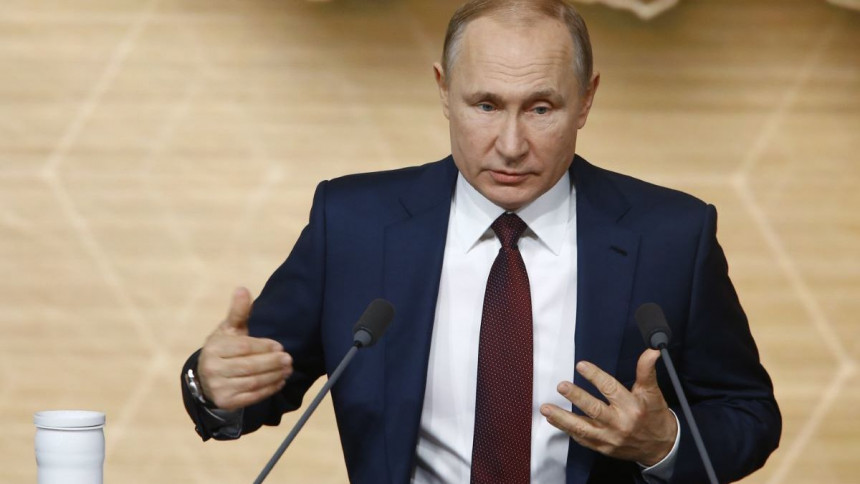 Продаје се Путинова кошуља за двије хиљаде евра