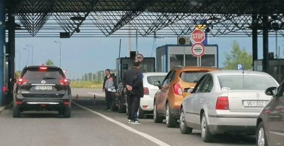 Strani državljani u BiH prepolovili potrošnju