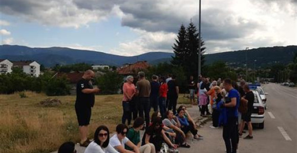 Građani Drvara prijete blokadom puteva zbog otpada