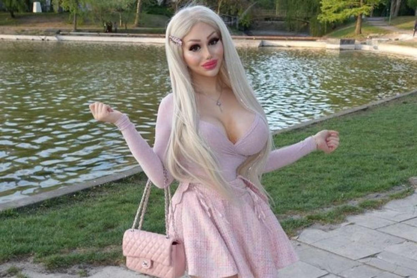 Živa Barbika iz Mađarske traži novog muža!