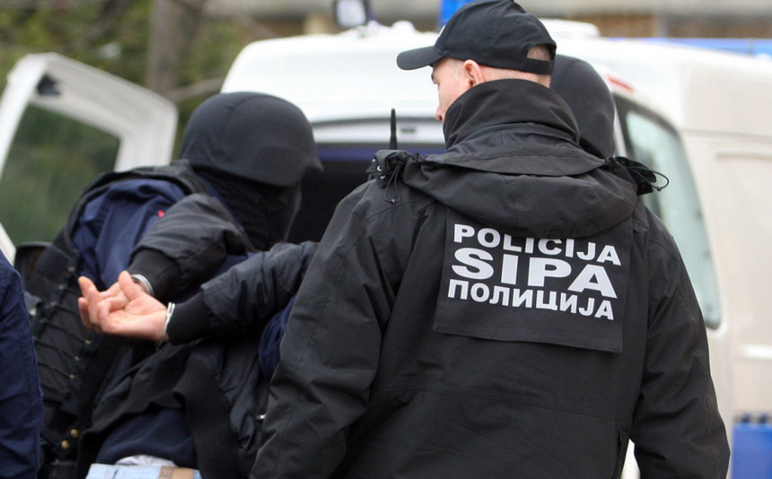 Mostar: SIPA uhapsila četiri lica zbog krijumčarenja migranata