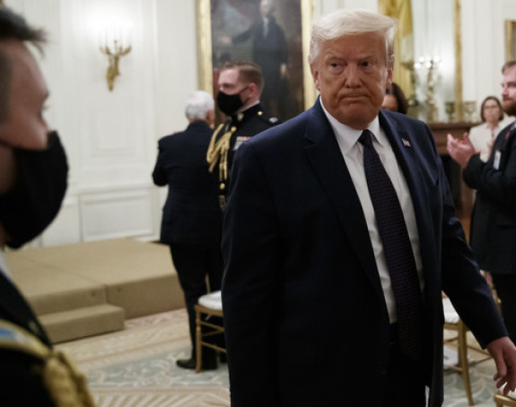 Tramp odbio da uvede obavezno nošenje maski