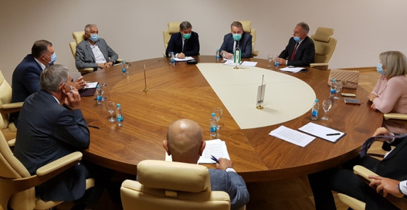 Dodik, Izetbegović i Čović se dogovorili oko svega, osim UIO