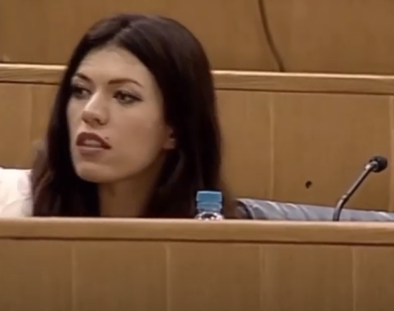 Novi biser: Sanja Vulić pita kolege kako da glasa!