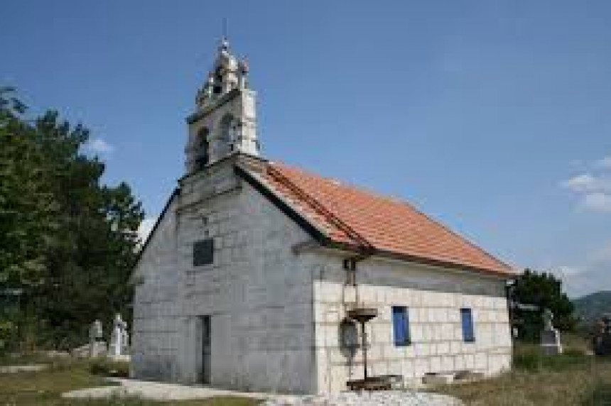 Opljačkane i obijene dvije crkve kod Nevesinja