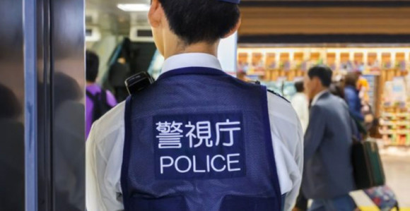 Majka otišla sa ljubavnikom, ostavila samo dijete