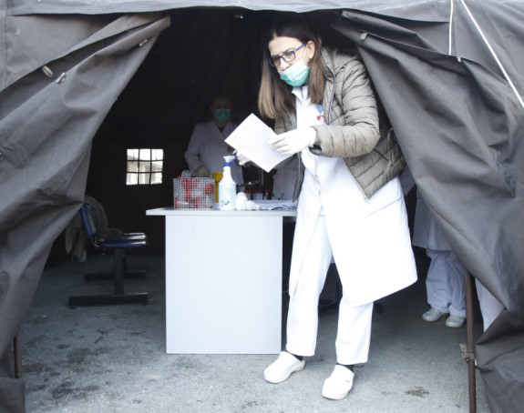 СА: Медицинари се повукли са тријажних пунктова