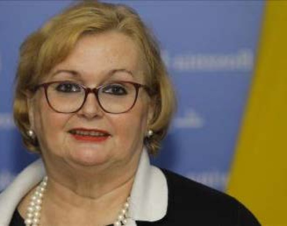 Ambasadama BiH naloženo da spuste zastavu na pola koplja