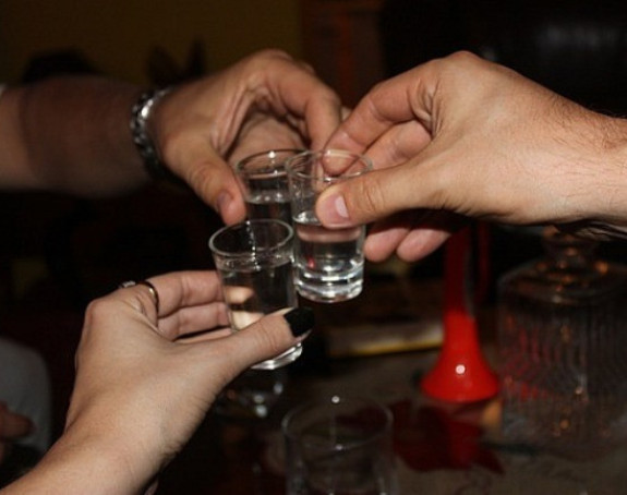Presjekao ogradu u karantinu i otišao da kupi alkohol