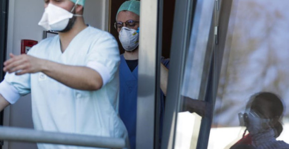 Ogromne brojke, epidemiolozi na izmaku snaga