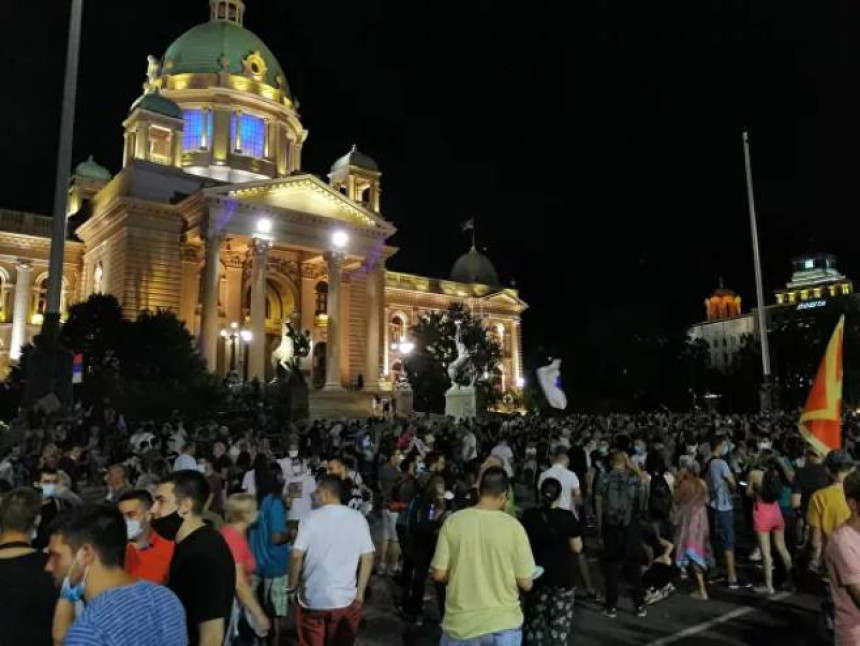 Uhapšene 42 osobe zbog nereda na protestu