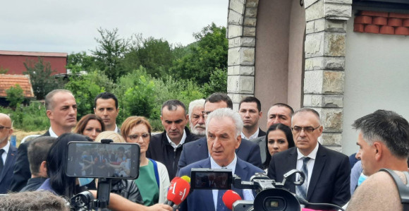 Šarović: Ime SDS je uklesano u temelje Republike Srpske