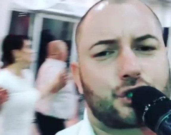 Frontmen poznatog benda zaražen koronom!